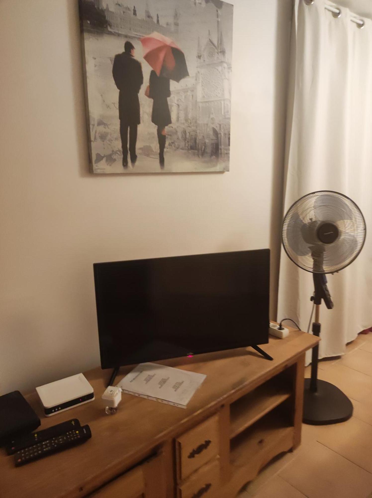 Apartamento Ingrid Mary Nimes Habitación foto
