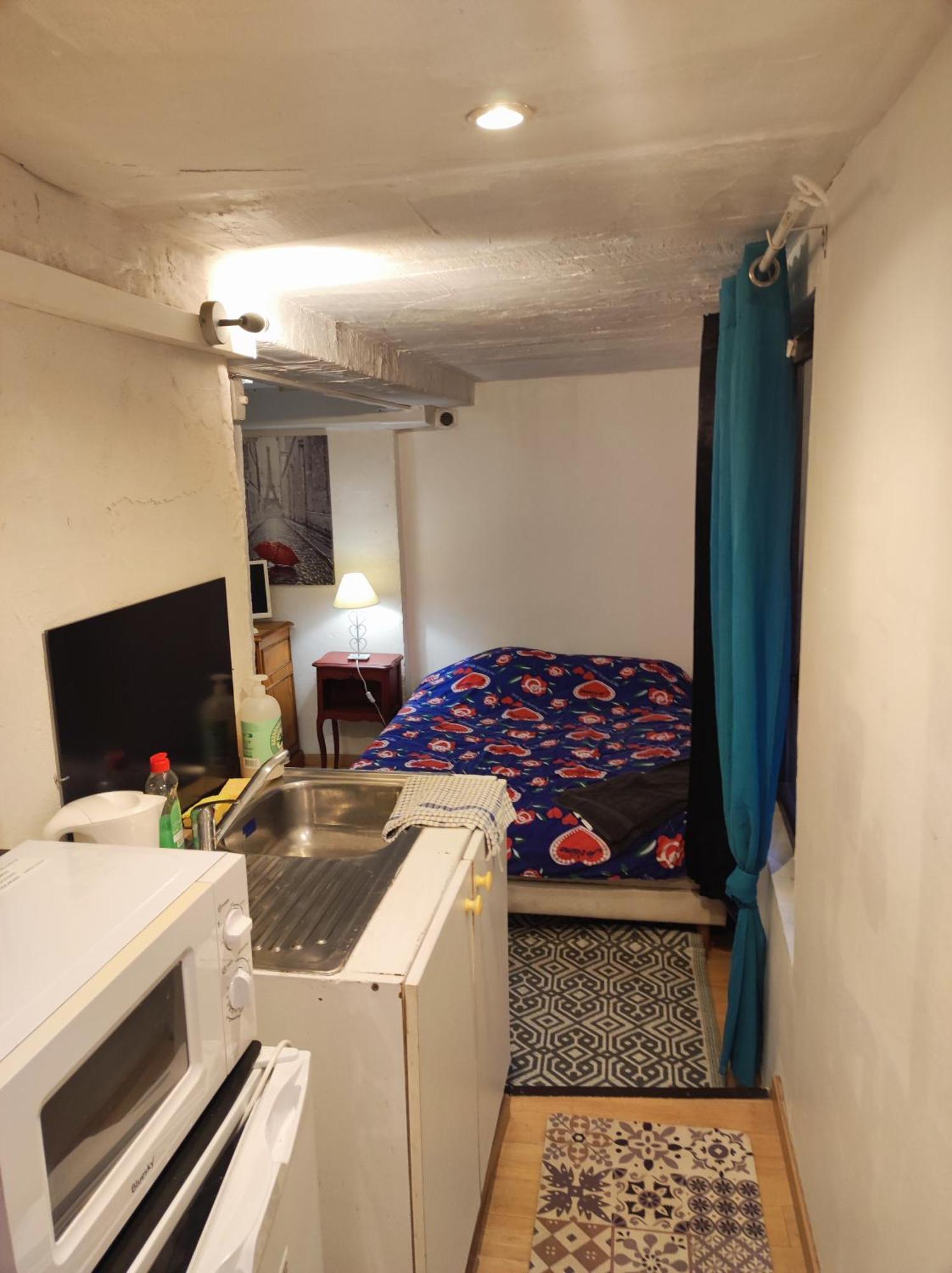 Apartamento Ingrid Mary Nimes Habitación foto